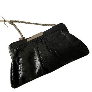 Perlina Leather Shoulder Bag